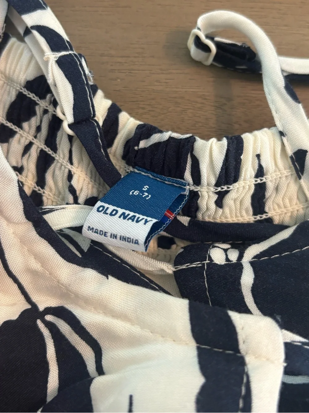 Old Navy two girls